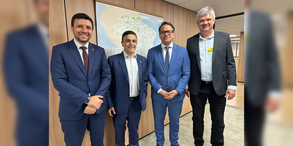 Hélio Roberto, Aliel Machado, Leonardo César Ribeiro e Juca Sloboda estiveram reunidos em Brasília