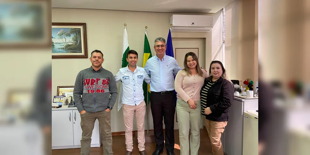 Da direita para a esquerda: Rosivaldo da Floricultura, Alex Sandro, Fabiana Lara e Sandra Prestes