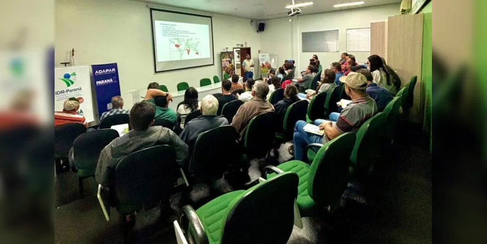 Encontro foi realizado na noite dessa segunda-feira (18), em Ortigueira