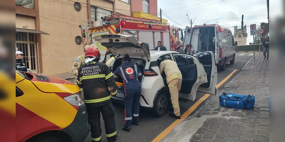 O acidente aconteceu nesta manhã de sexta (4)