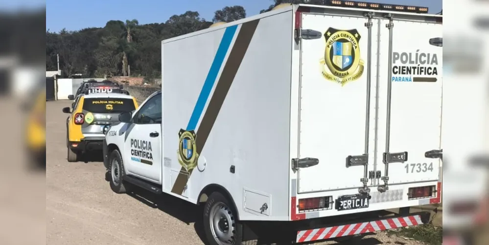 Equipes da Polícia Civil e da Polícia Científica foram acionadas para atendimento no local