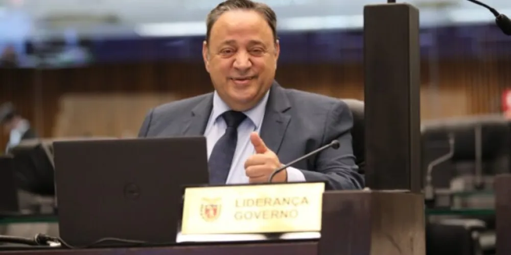 Bakri realizou diversos anúncios para a região