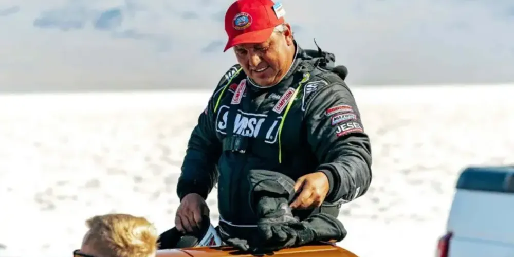 Chris Raschke tinha ampla experiência em testes de alta velocidade