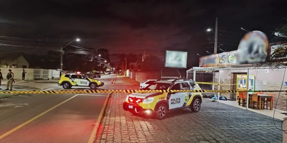 Suspeito teria atirado ao menos duas vezes na direção da vítima