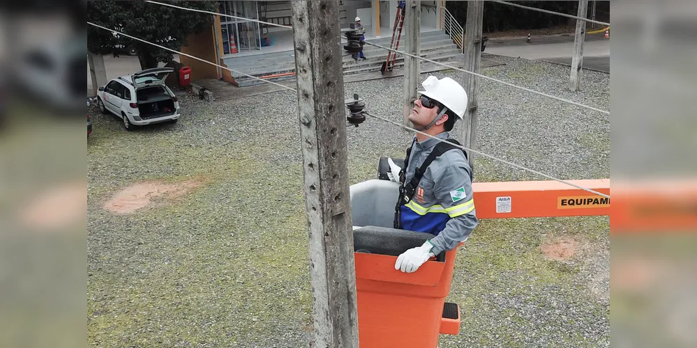 Eletricista é uma das 228 vagas ofertadas nesta sexta