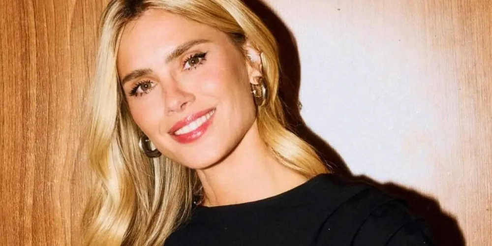 Segundo a atriz, a decisão foi motivada por um desejo de alinhar sua energia com novos propósitos pessoais e profissionais