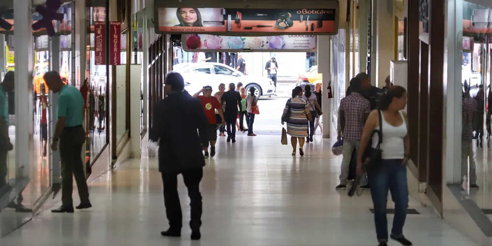 Com relação ao tempo de consulta de viabilidade total, o Paraná subiu da 7ª para a 6ª posição nacional