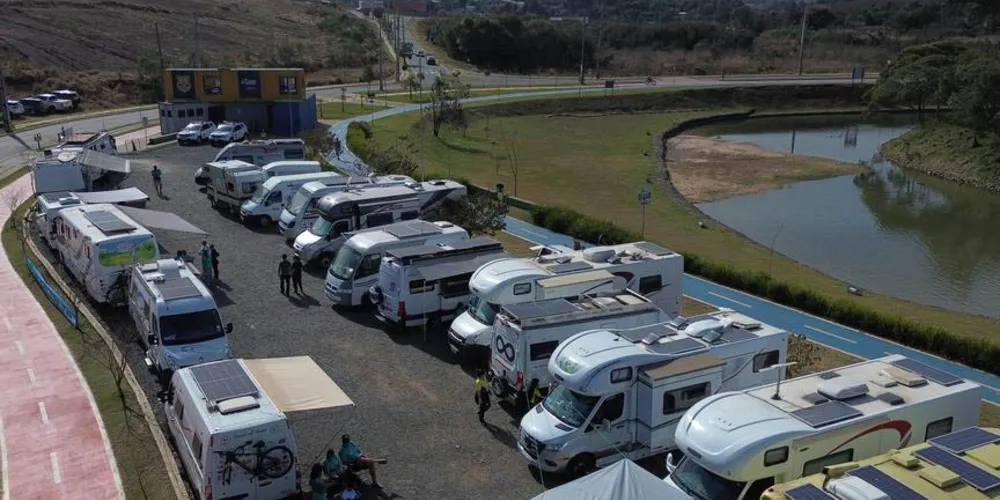 Em cada município visitado, o comboio, em parceria com prefeituras locais, organiza programações