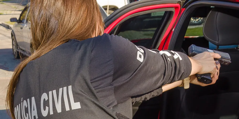 A dupla vinha sendo monitorada por suspeita de envolvimento em diversos furtos