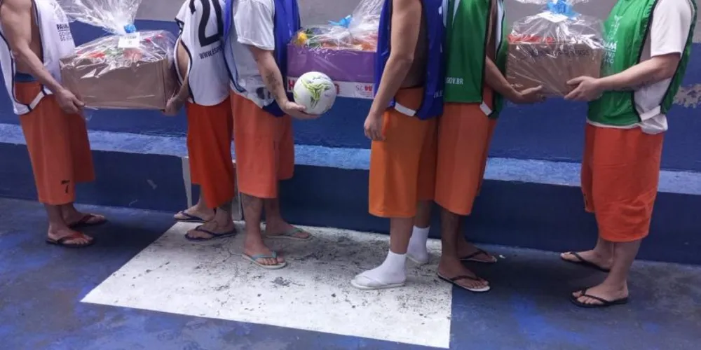 Torneio de futsal promove integração social e celebra o Dia dos Pais na Cadeia Pública de Laranjeiras do Sul