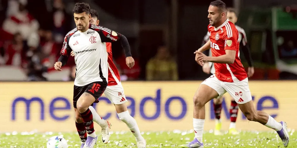 Lance de Internacional x Flamengo, pela Libertadores