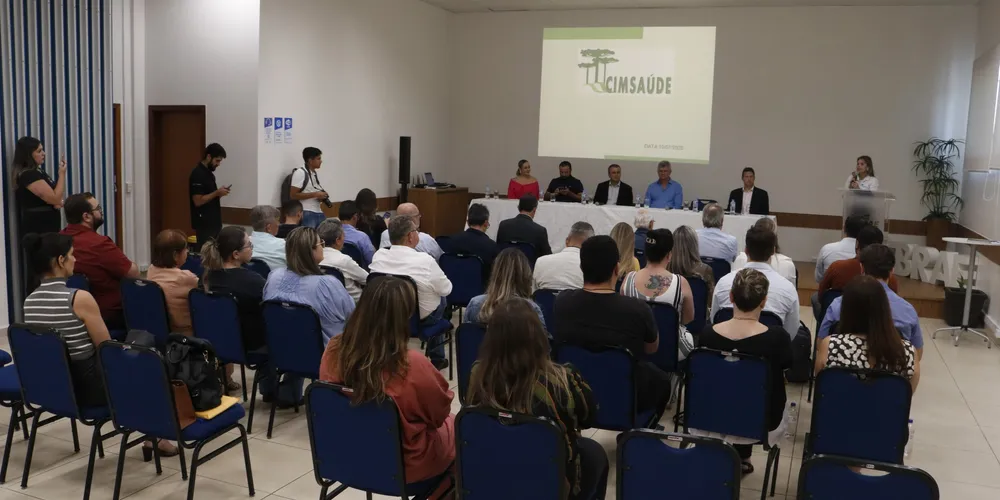 Reunião realizada pela diretoria do CimSaúde