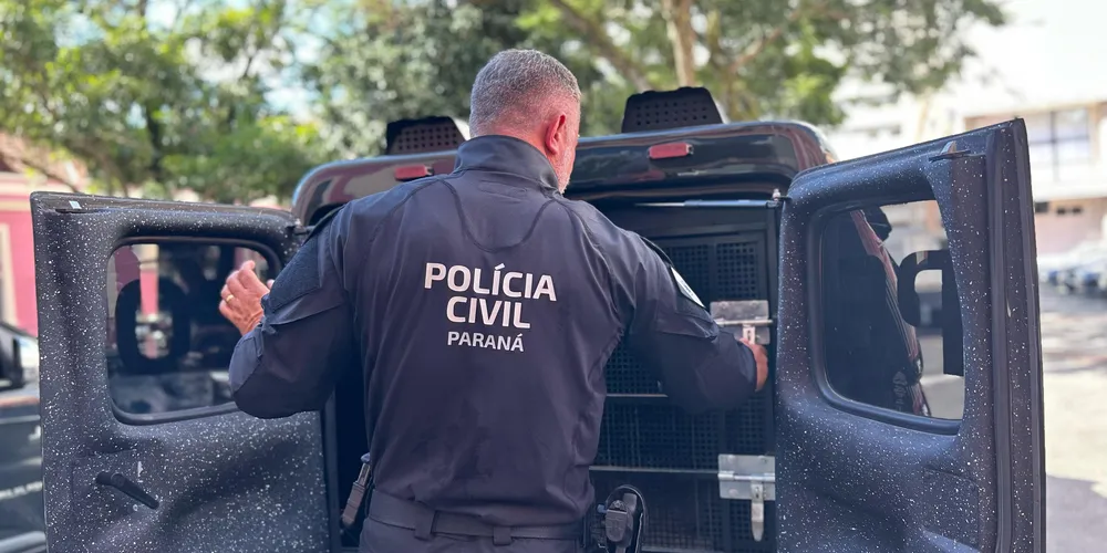 Os policias localizaram o homem em Castro na casa de sua avó