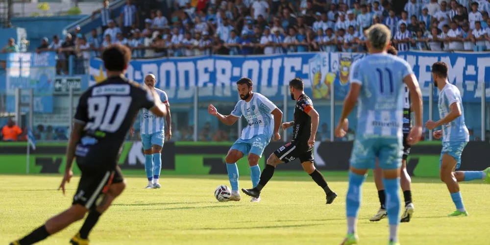 O Fantasma vence e sobe na tabela de classificação no campeonato