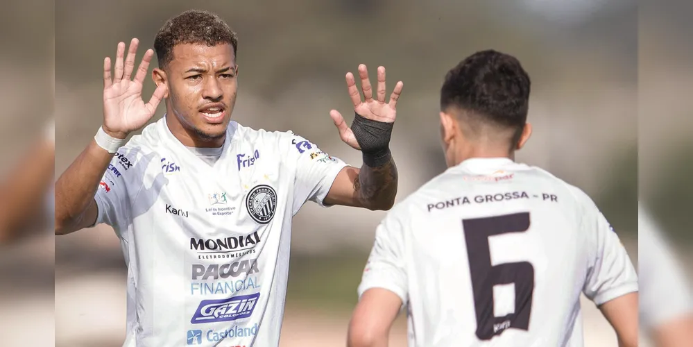 Partida foi disputada na tarde desse sábado em Ponta Grossa