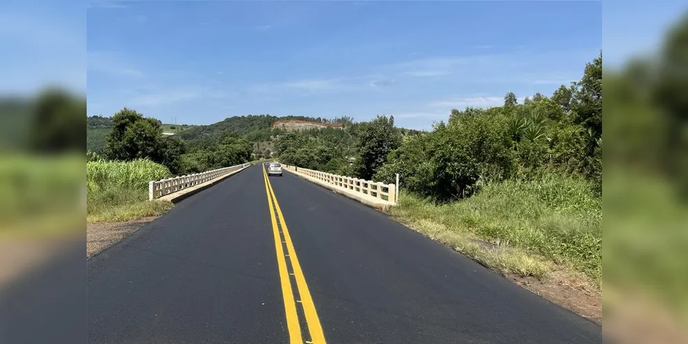 A obra prevê também melhorias no pavimento asfáltico nos acessos e sobre a ponte
