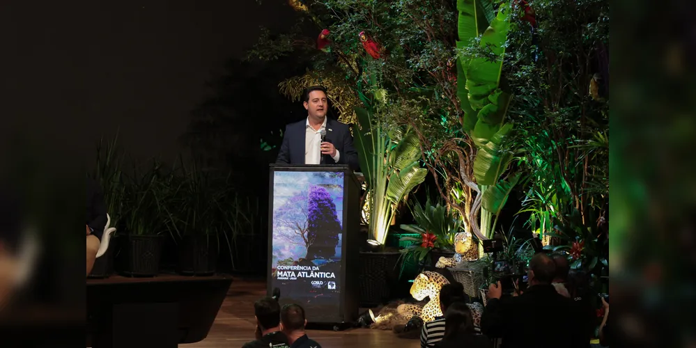 O governador participou da 13ª edição do Consórcio de Integração Sul e Sudeste (Cosud), durante a Conferência da Mata Atlântica, no Teatro Guaíra