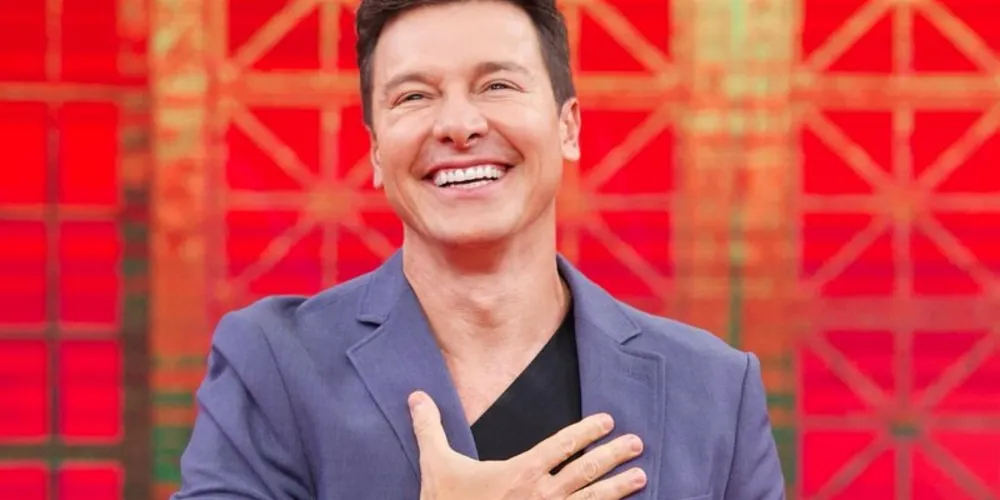 Rodrigo Faro foi convidado por Luciano Huck, segundo colunista