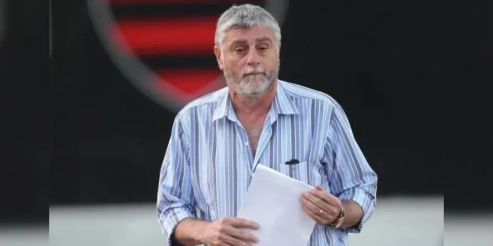 Flamengo demite José Luiz Runco após fala polêmica sobre De La Cruz