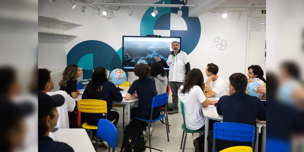 Sesi possui o propósito de oferecer uma educação de excelência à população paranaense