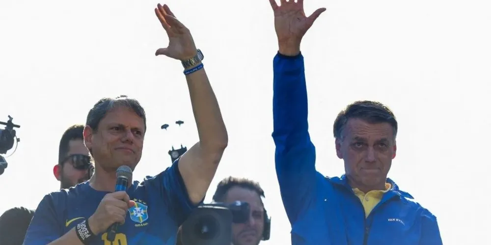 Jair Bolsonaro comandou manifestação na Avenida Paulista