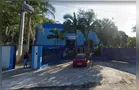 Menina tem dedo decepado ao ter mão prensada por colegas em escola em SP