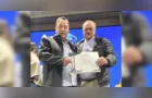 Paulo Balansin é homenageado por Hussei Bakri na Assembleia Itinerante