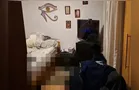 Filho mata a própria mãe e depois liga para a polícia