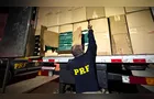 PRF apreende 15 mil pares de calçados falsificados na BR-376