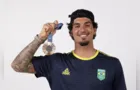 Web aponta que Gabriel Medina está vivendo affair com ex de Zé Felipe