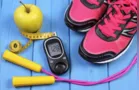 Quatro exercícios de musculação para fazer em casa e definir o corpo