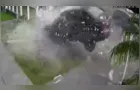 Carro desgovernado invade restaurante em Curitiba e quase atinge proprietário