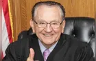 Morre 'melhor juiz do mundo', o americano Frank Caprio, aos 88 anos