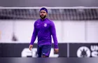 Corinthians anuncia retorno de Memphis para jogo contra Athletico