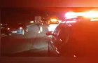 Motorista fica ferido após colidir contra traseira de caminhão de PG