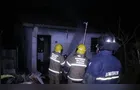 Incêndio destrói casa e deixa uma pessoa ferida em Ponta Grossa