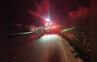 Condutor e 'garupa' ficam feridos após queda de motocicleta na PR-160