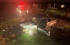 Ônibus de prefeitura colide com carro e deixa duas pessoas em estado grave na BR-277