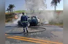 Incêndio destrói veículo e interdita PR-092 em Arapoti