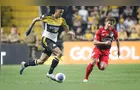 Athletico abre 2 a 0 e leva quatro gols do Criciúma pela Série B