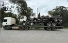 Caminhão é flagrado transportando veículos irregularmente na BR-277; veja vídeo