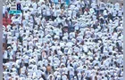 Torcida do Santos fica de costas para o campo após Vasco fazer 6 a 0