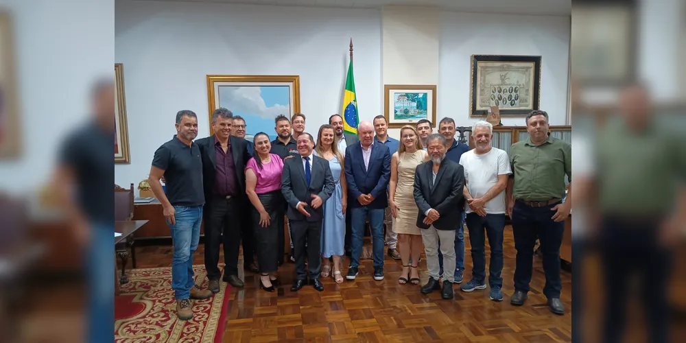 Representantes da UFPR e da Prefeitura Municipal estiveram reunidos