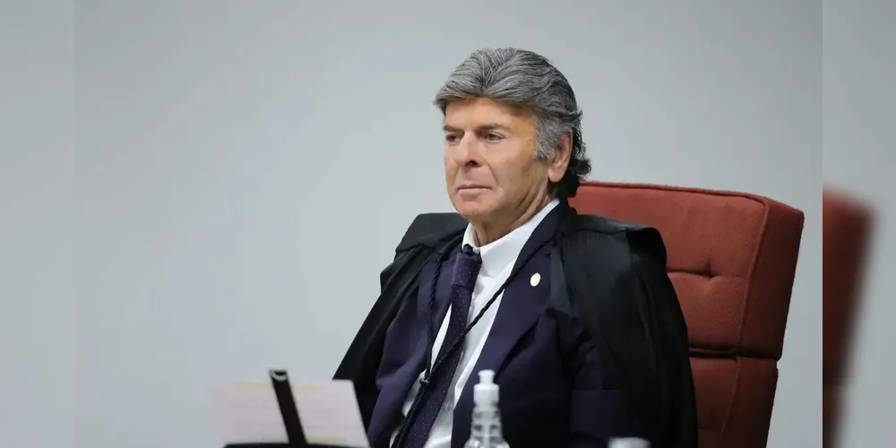 Ministro Luiz Fux vota em julgamento do ex-presidente Jair Bolsonaro