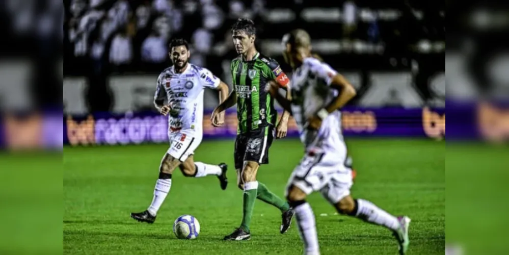 A partida é válida pela 25ª rodada do Campeonato Brasileiro da Série B