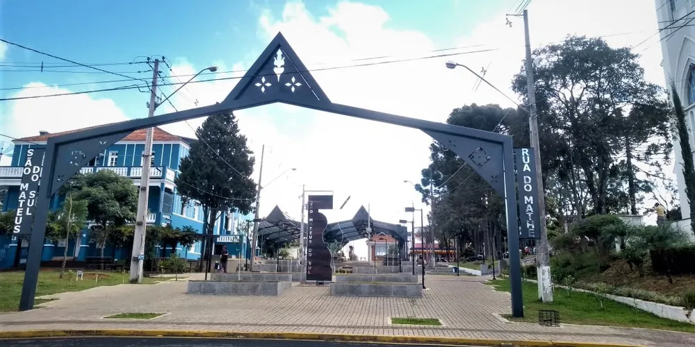 Evento acontece na Rua do Mathe