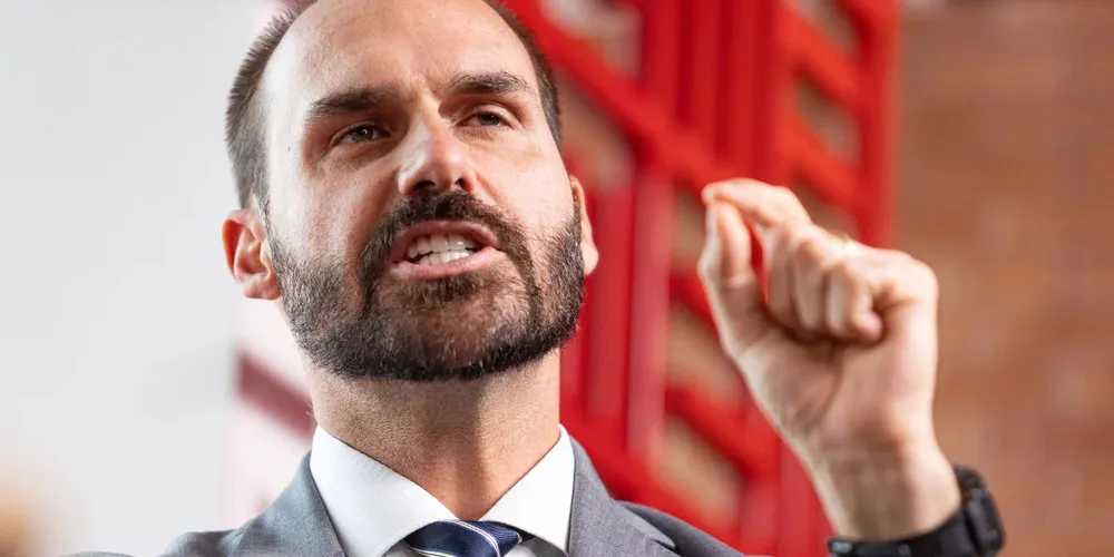 Eduardo Bolsonaro vive em solo norte-americano desde março