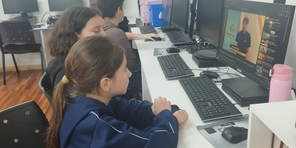 Tecnologia foi aliada em sala de aula para compreensão da temática