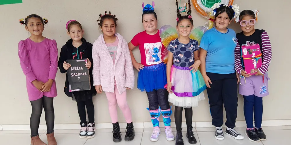 'Cabelo maluco' e outras atividades movimentaram a instituição de ensino