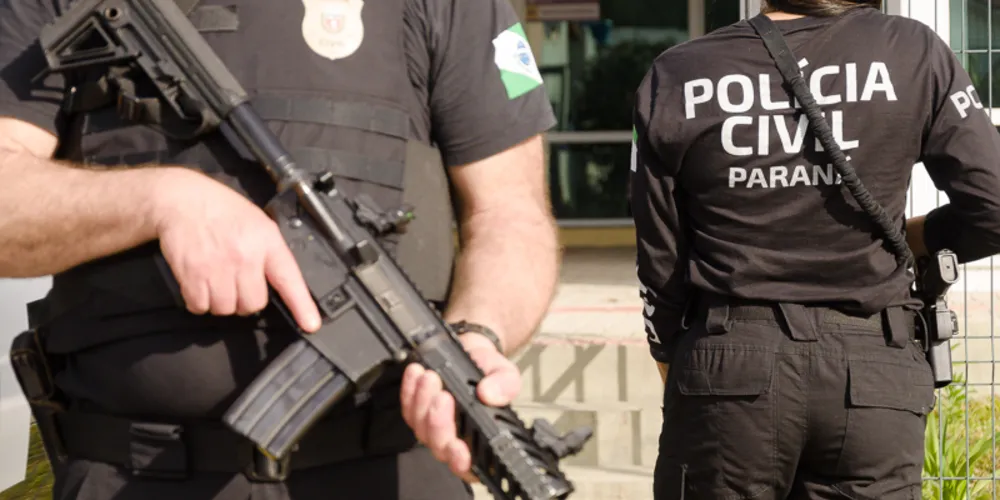 Mandado de prisão foi cumprido na residência do homem condenado a mais de 14 anos